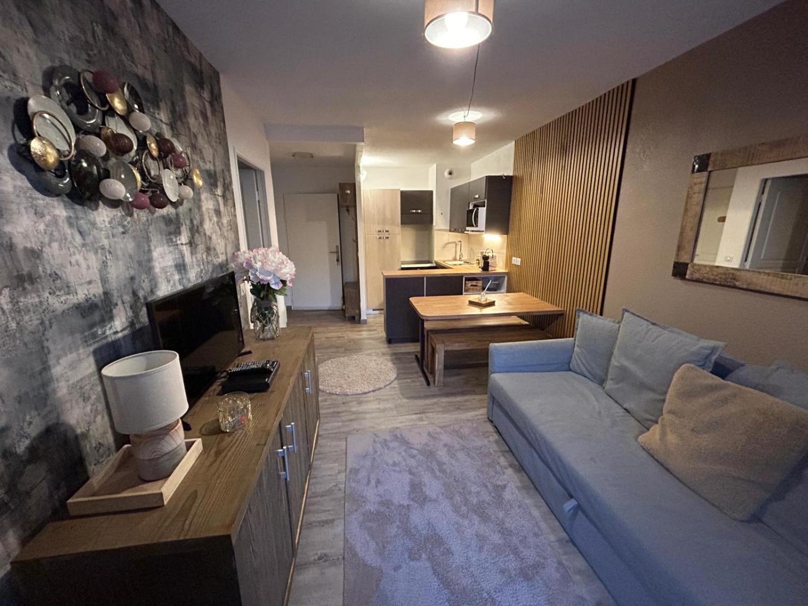 Superbe Appartement Avec Piscine Et Garage Péone Extérieur photo